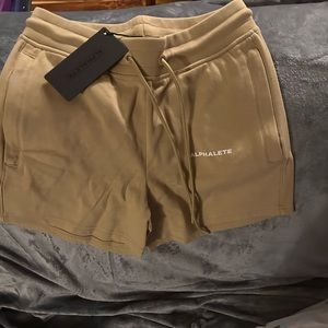3/$30 Alphalete | Tan Athletic Shorts | Size L